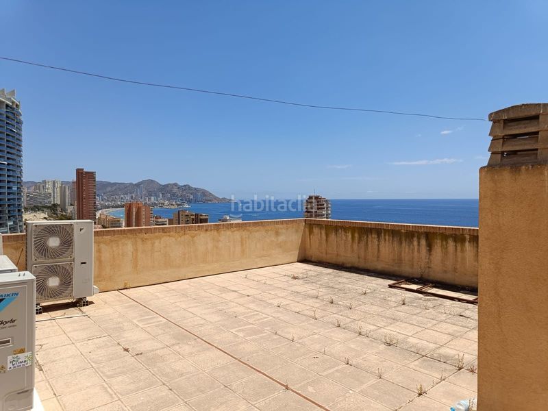 Foto 6a1ef89f-3ae8-4e58-aa84-1b5f8a5d9292. Penthouse with pool in Playa Poniente Benidorm