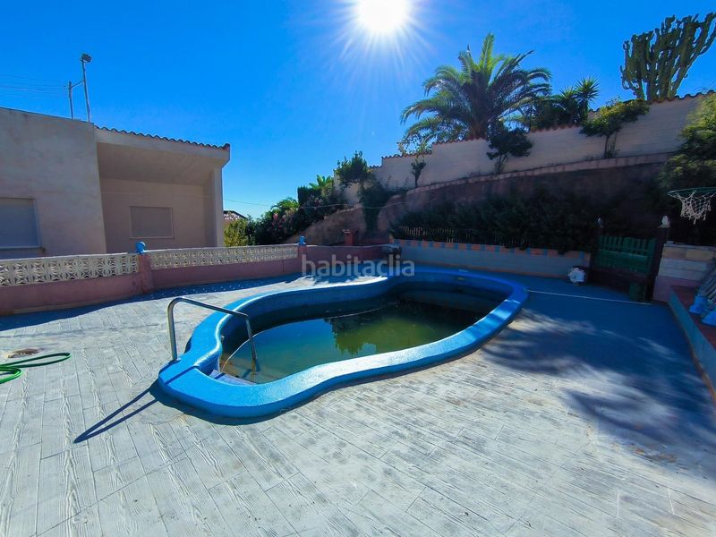 Foto 08829b86-b6ca-4faf-9995-d8e192309c90. Casa amb piscina a Coloma Nucia (la)