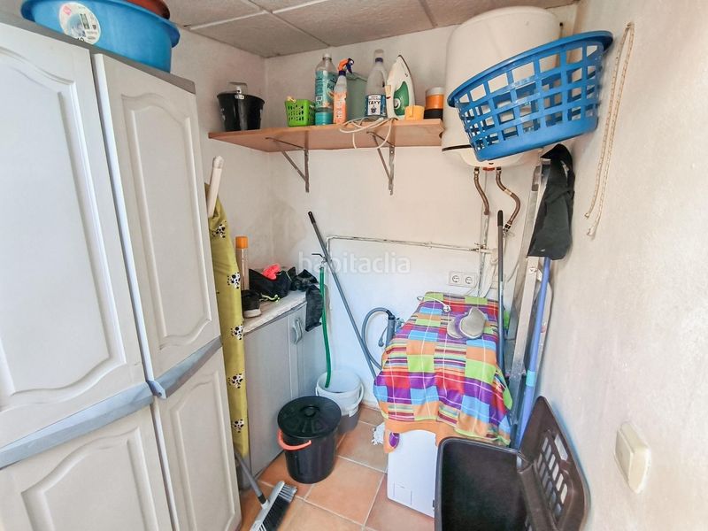 Foto 96b12215-f26f-4335-9e48-6e735f1856b2. Casa amb piscina a Coloma Nucia (la)