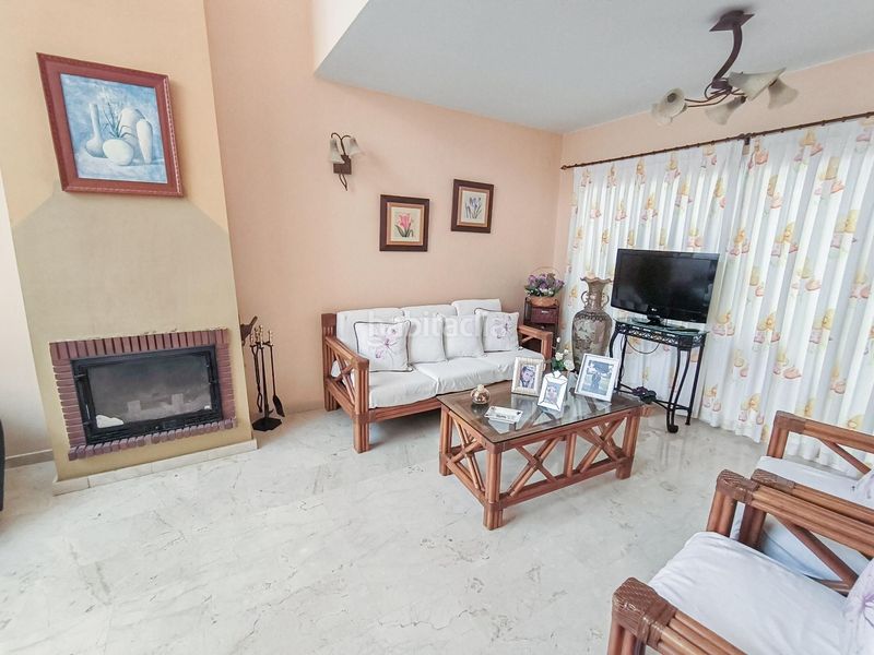 Foto e32497c5-e537-409a-b334-3e7d19eb85a4. Casa amb piscina a Coloma Nucia (la)