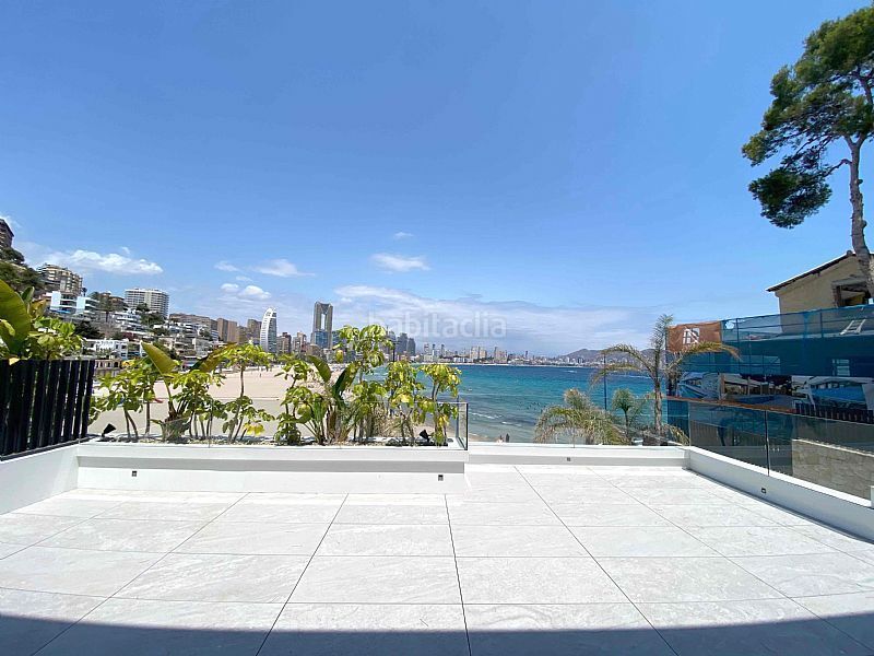 Foto c0f94a7c-ea24-4761-ae95-7d6a0bcb18cc. Dúplex amb piscina a Playa Poniente Benidorm
