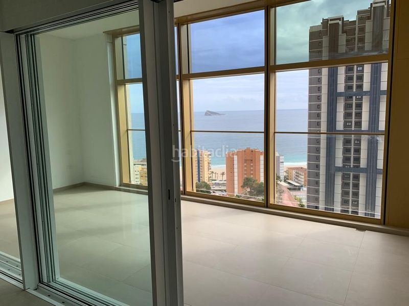 Foto d9b6c2a4-47ef-465c-838d-4286e410e0ff. Apartament amb piscina a Playa Poniente Benidorm
