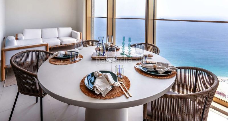 Foto f2c23741-652e-4841-a9b0-a3ed2a899d4c. Apartament amb piscina a Playa Poniente Benidorm
