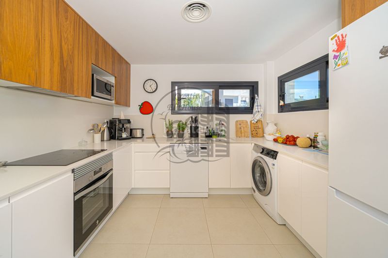 Foto af76eca4-c48e-4496-b927-b69c327d6a0b. Casa amb piscina a Montebello - Nou Espai Nucia (la)