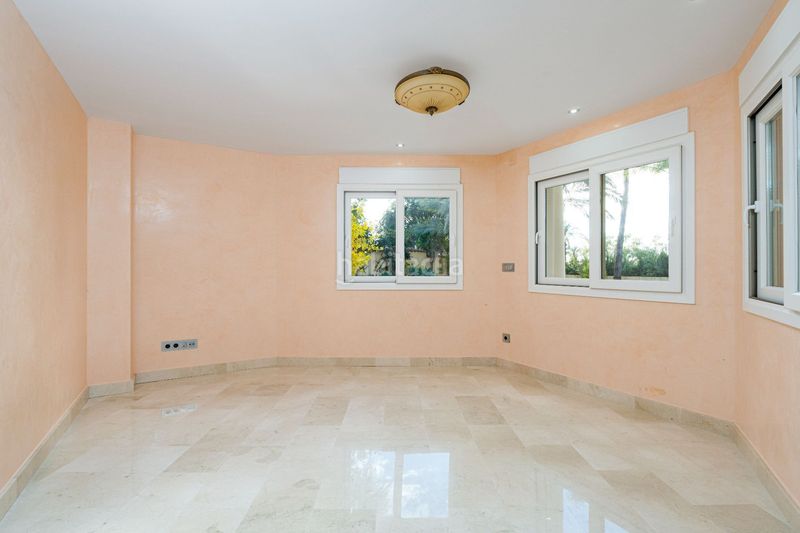 Foto aaa004be-38de-4e9f-86d2-d84a9f4417a2. Casa amb piscina a Cala Advocat-Baladrar Benissa