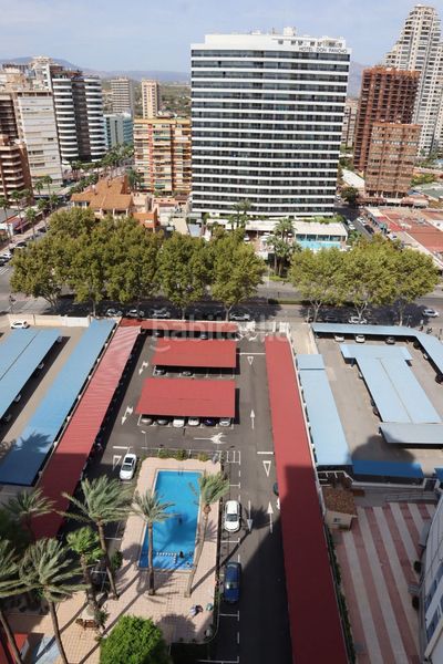 Foto 277387cd-a3fa-4810-8e20-33a1f308d699. Estudi amb piscina a Playa Levante Benidorm