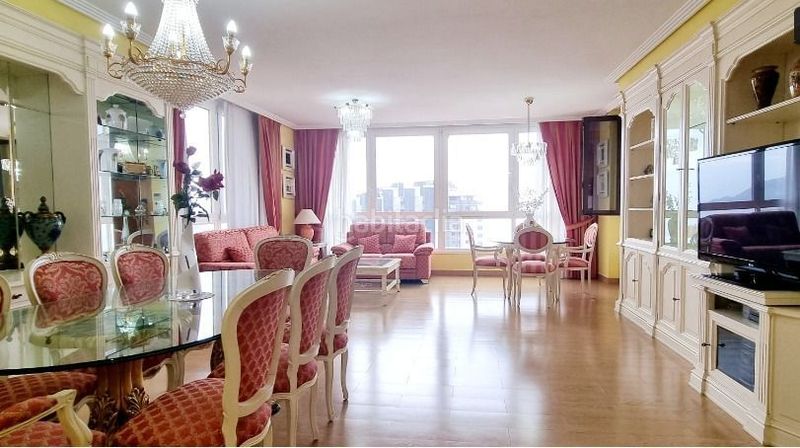 Foto 653e38dc-4a06-48f5-854e-e760f9c91f79. Apartament amb piscina a Playa Poniente Benidorm