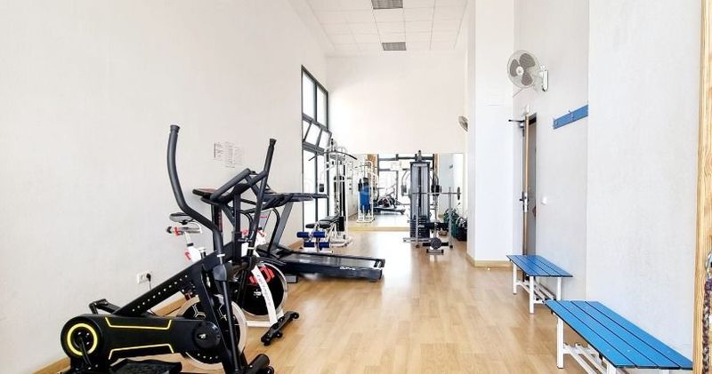 Foto 9599df1f-8d68-4c1e-93ba-3bad5296fa61. Apartament amb piscina a Playa Poniente Benidorm