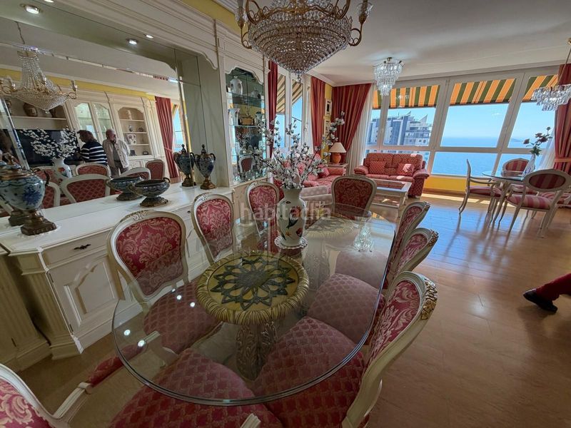 Foto ac993408-dea3-4e2b-bff2-084ac7e93366. Apartament amb piscina a Playa Poniente Benidorm