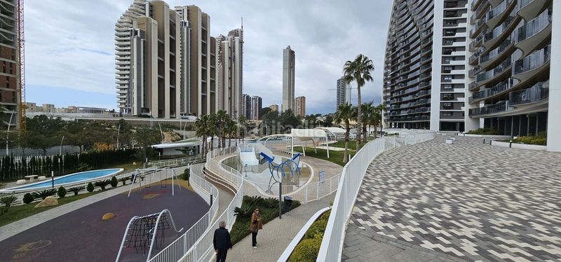 Foto 61fb0044-b0a5-46e6-854c-7b4049369285. Piso en Playa Poniente Benidorm