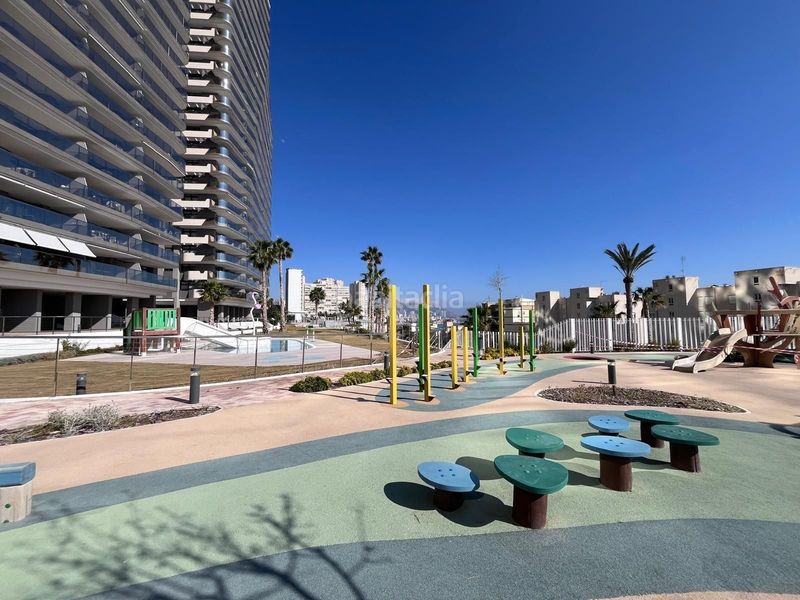 Foto 0f8b731a-532d-4749-80b6-f577ade686fc. Ático en Playa Poniente Benidorm