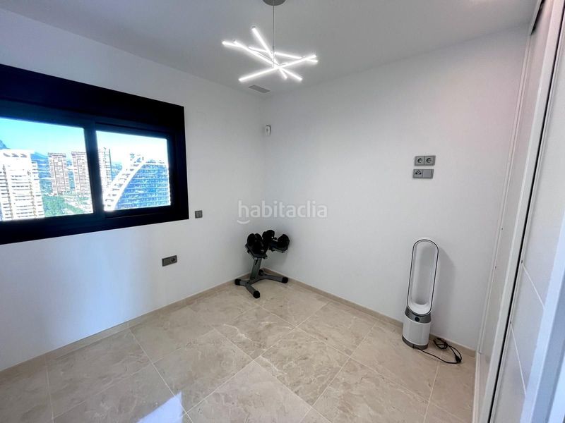 Foto ab56e166-3143-4526-b96d-2656d9079405. Ático en Playa Poniente Benidorm