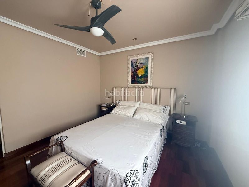 Foto 365497a1-4022-4afb-875b-4daaae0b2c2c. Pis amb piscina a Playa Levante Benidorm