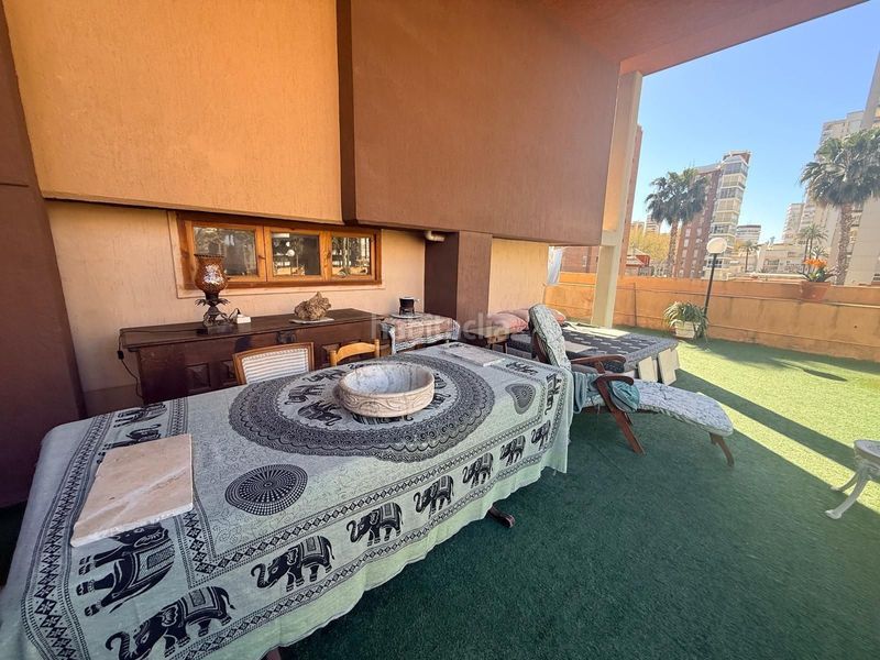 Foto 9c839a5e-de29-44e9-a77b-11c46fe60d64. Pis amb piscina a Playa Levante Benidorm