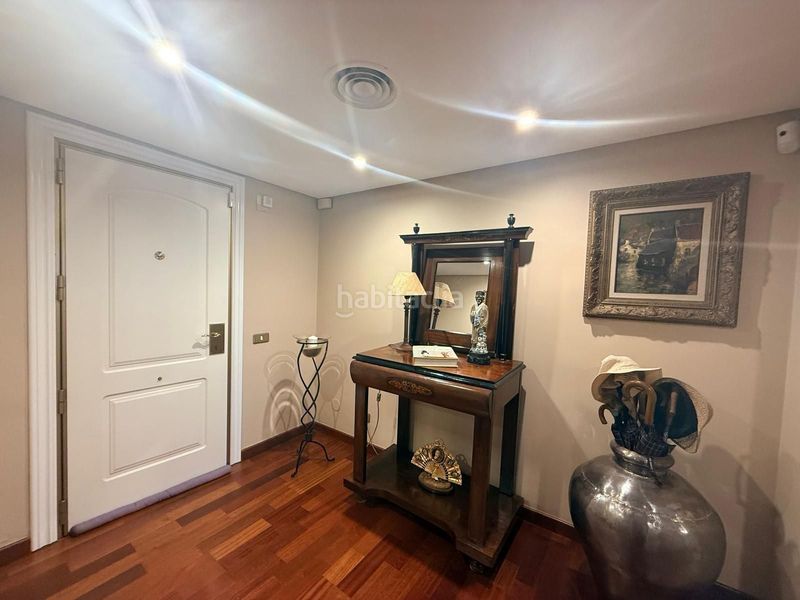 Foto 1b22f089-1dda-4e3c-b014-3dc4f8f1f5de. Piso en Playa Levante Benidorm