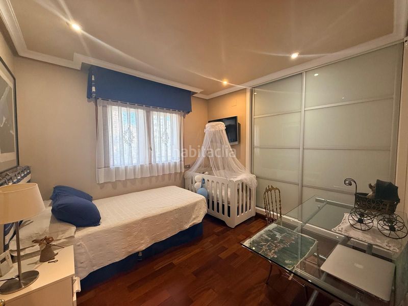 Foto fc5b4247-33c0-4763-98fd-fc5b0845d622. Piso en Playa Levante Benidorm