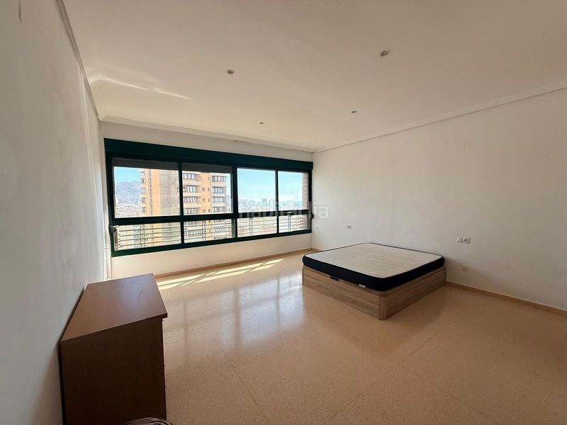 Foto 83713993-a29a-4fa6-ab72-63ac95ce6c4b. Àtic amb piscina a Juzgados - Plaza de Toros Benidorm