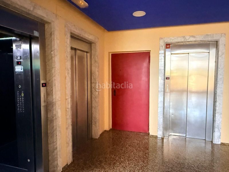 Foto c964a793-15c7-4aed-8913-eb4c40ff40b3. Àtic amb piscina a Juzgados - Plaza de Toros Benidorm