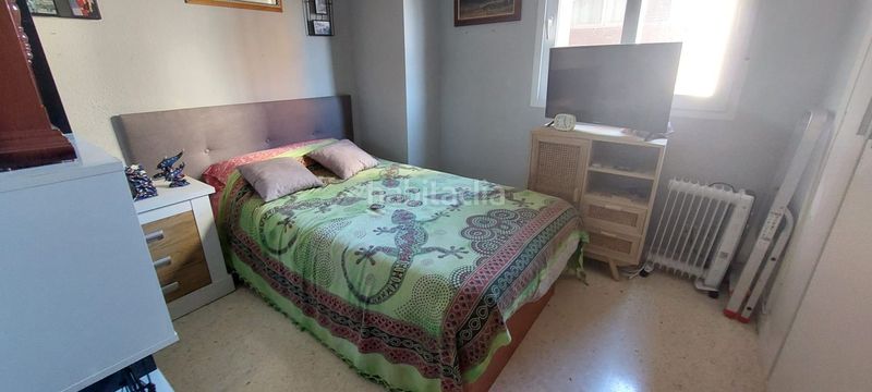 Foto 5a59ffe3-4c8c-4d2b-b8ca-8828d166e102. Piso en Playa Poniente Benidorm