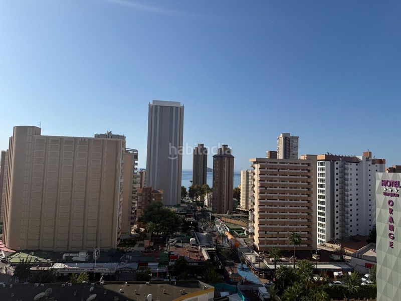 Foto 3f4192bb-b33e-4d79-8945-037b3fa98e0e. Pis amb piscina a Levante Alto Benidorm