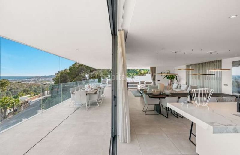 Foto 5db775dd-81e5-401d-a01c-397f4abba191. Casa amb piscina a Can Furnet Santa Eulària