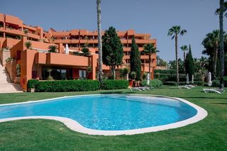 Etagenwohnung  Carrer parís 54