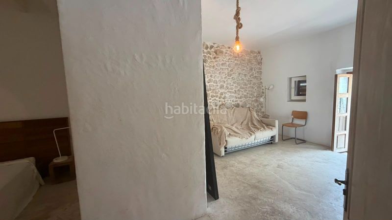 Foto 0bbb7169-d436-4bdb-885c-c3c47234dadb. Tríplex a carrer de la mare de déu a Dalt Vila-La Marina Ibiza