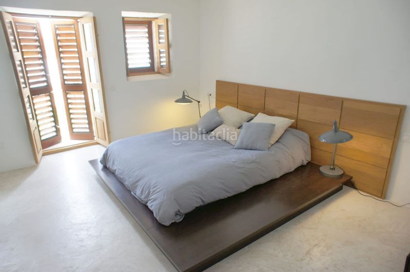 Foto 508a3048-c2a0-41da-9459-f9e7f6699e21. Tríplex a carrer de la mare de déu a Dalt Vila-La Marina Ibiza