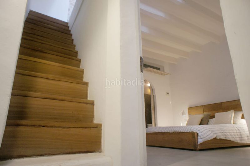 Foto 5ed7a4f7-ee06-423f-b7aa-967b567167ce. Tríplex a carrer de la mare de déu a Dalt Vila-La Marina Ibiza