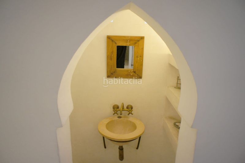 Foto 848654b6-fce2-4837-8629-a031b00c85e9. Tríplex a carrer de la mare de déu a Dalt Vila-La Marina Ibiza
