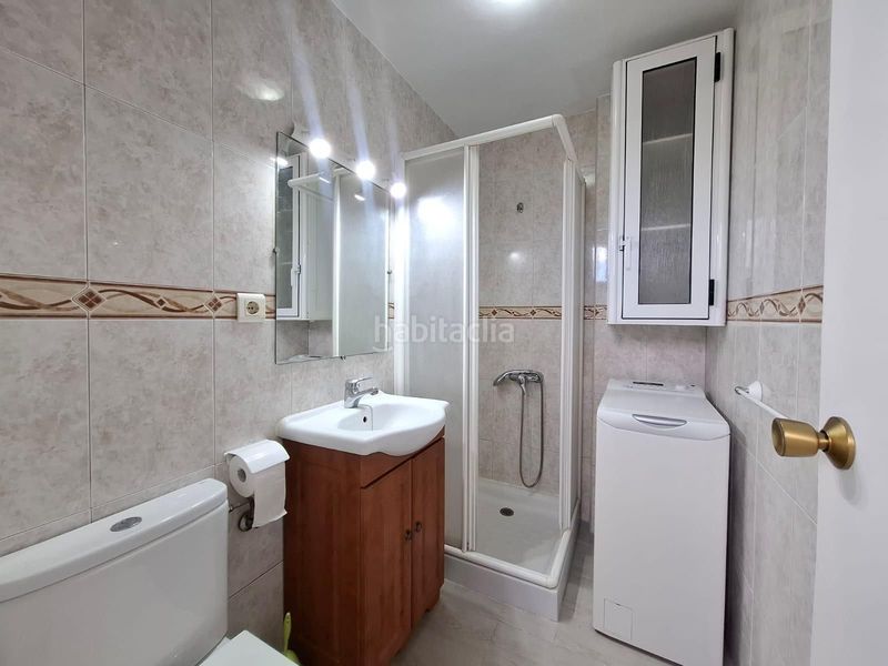 Foto e0edb1fc-db74-494a-9626-317d7258135d. Pis a calle de berna a Rincón Alto Benidorm