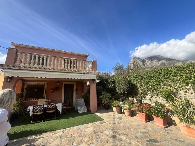 Foto 5c0e8ab2-d642-49e3-9ddd-d9bbc41e72a9. Casa amb piscina a Finestrat pueblo Finestrat