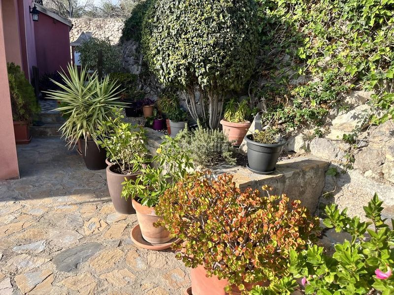 Foto 5ce27903-f4e3-48a4-a65c-4dcd751e4e60. Casa amb piscina a Finestrat pueblo Finestrat