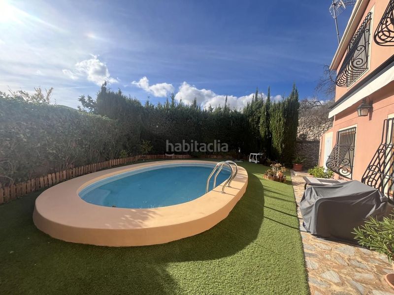 Foto 729435a1-9a58-46e2-a763-602a8ff9ce1d. Casa amb piscina a Finestrat pueblo Finestrat