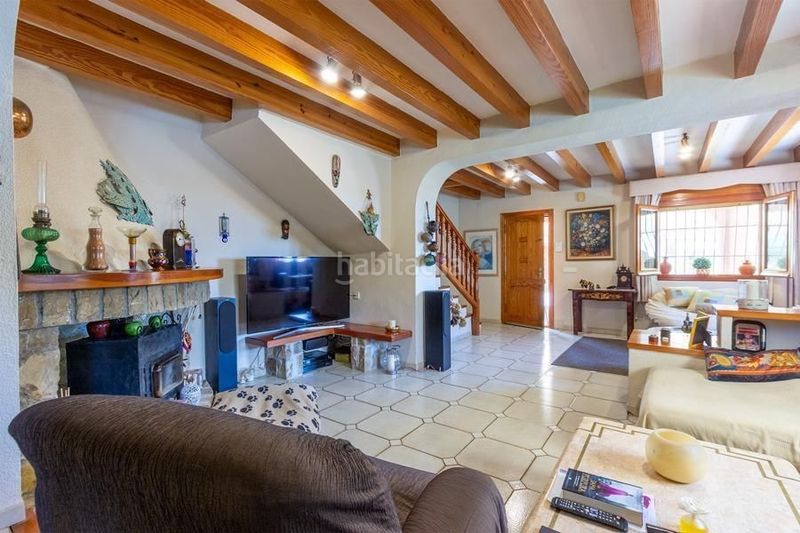 Foto 8280d20a-5227-49db-ab2f-16334fe48310. Casa amb piscina a Finestrat pueblo Finestrat