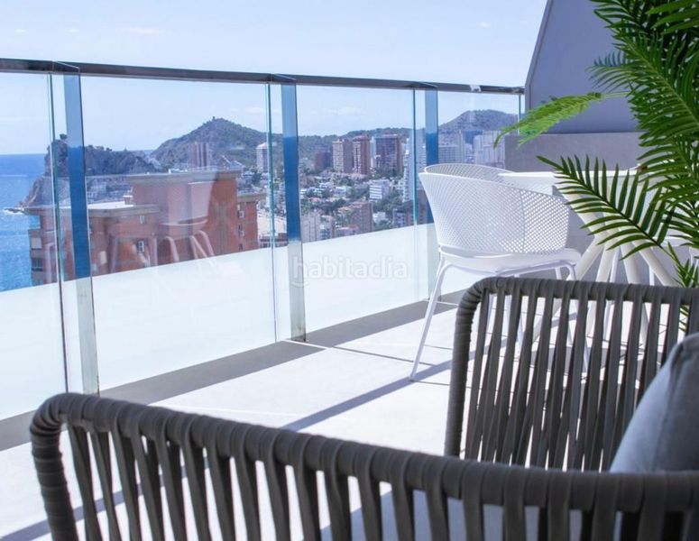 Foto 1ddc7599-b69b-4ce6-bbe0-cf2eff783267. Piso en avenida argentina en Playa Poniente Benidorm