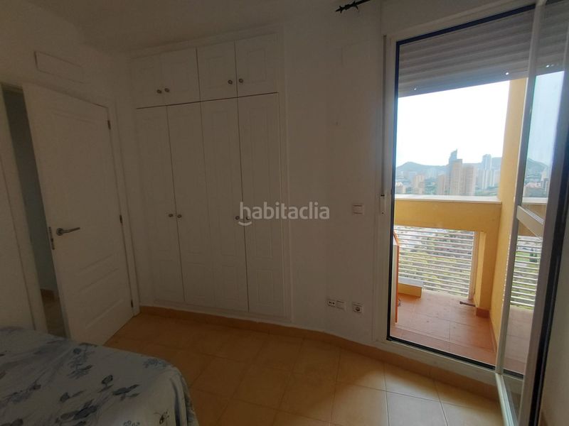 Foto c7b8df2b-72cc-4898-bc4c-47b83e27c7b4. Piso en Via Parque Benidorm