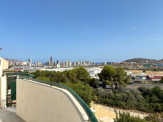 Casa adosada en Avinguda de la  Costa Blanca