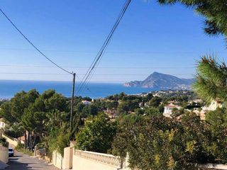 Maison à Carrer clot del m mingot. Villa de lujo en altea elegancia, privacidad y vistas al mediter