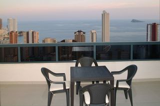 Appartamento  Calle derramador. Precioso apartamento en venta en benidorm con impresionantes vis