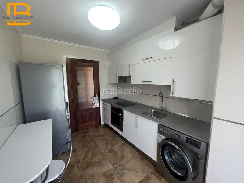 Foto 2eac2acc-b614-4c7b-be55-c65a4a78171a. Rent flat with heating parking in Voto