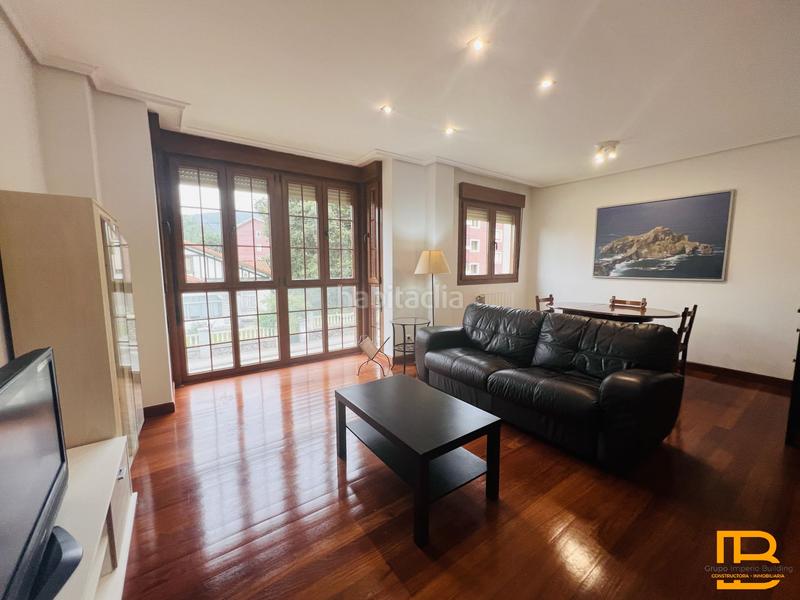 Foto 1c37d645-2fc7-4091-88ae-7dfb55cac4ce. Rent flat with heating parking in Voto