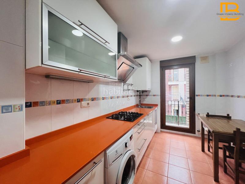 Foto 6596d6de-d924-49c1-a6f4-581bbd11a270. Rent flat with heating parking in Voto