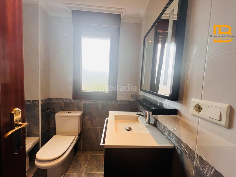 Foto a147c16b-ac89-49a6-bde3-9c622e96d353. Rent flat with heating parking in Voto