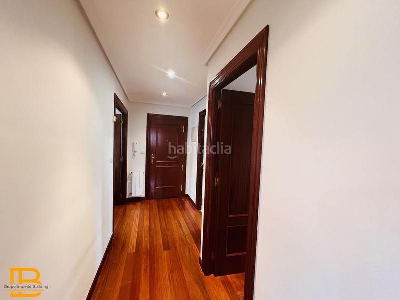 Foto b8f0042a-4b82-4420-8737-2785001b7599. Rent flat with heating parking in Voto