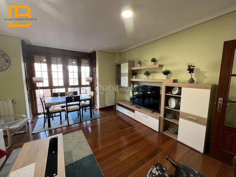 Foto 2abad983-c8c2-4438-abf5-db6748edb50a. Rent flat with heating pool in Voto