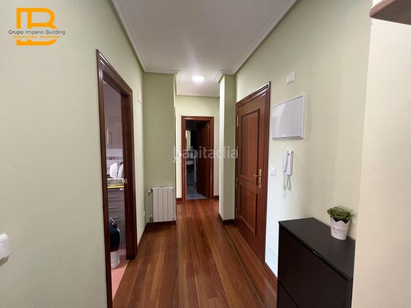 Foto ddf9d250-77ff-4351-9d0e-eaeefbc38c7f. Rent flat with heating pool in Voto