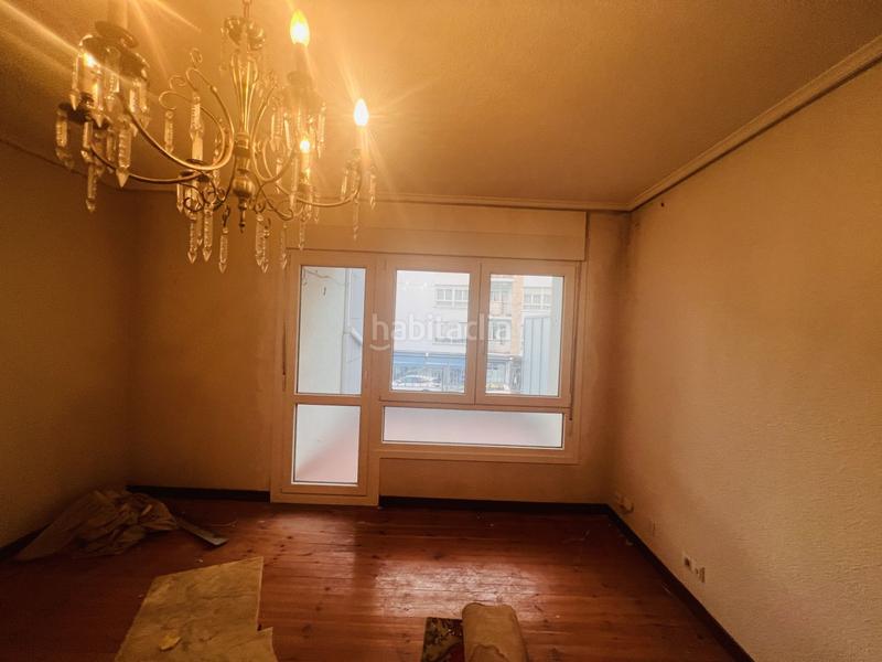 Foto ce0bc082-5561-4148-be65-9480770f2d0e. Pis amb aparcament a Colindres