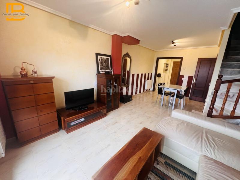 Foto 80f83357-7bbb-4211-ad6f-e6be06049048. Duplex avec chauffage parking dans Voto