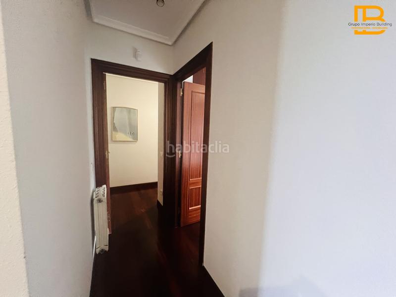 Foto bbcdc541-f5de-41d7-a73b-920274bd8f2e. Duplex avec chauffage parking dans Voto